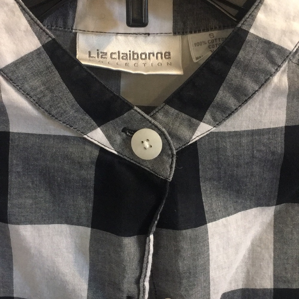 4 for $20 LIZ CLAIBORNE PLAID TOP - Picture 3 of 5